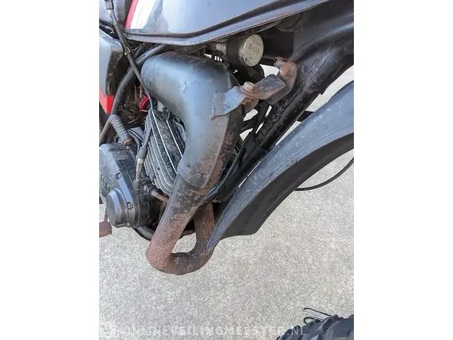Motor yamaha, model dt175 - afbeelding 24 van  37