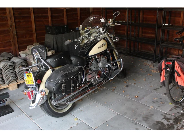Motor yamaha royal star. kenteken mr-gp-86. cilinderinhoud 1294 cm3. - afbeelding 9 van  9