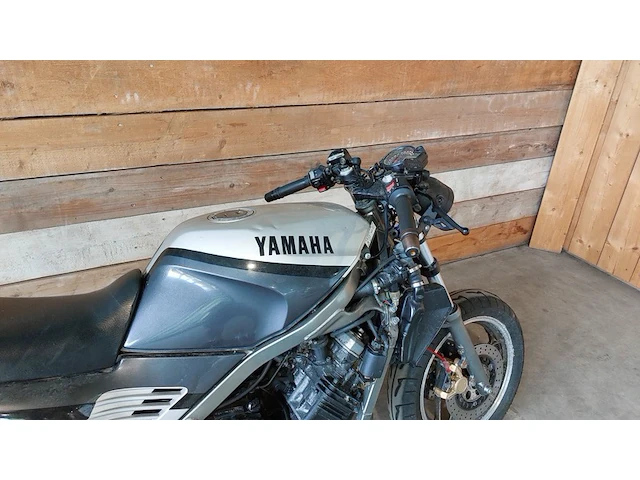 Motor, yamaha, sport fz 750, 1993 - afbeelding 8 van  33