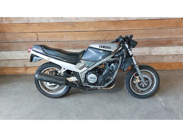 Motor, yamaha, sport fz 750, 1993 - afbeelding 1 van  33