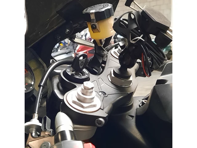 Motor, yamaha, sport yzf-r1, 2009 - afbeelding 15 van  22