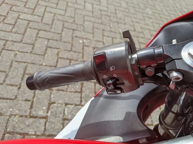 Motor yamaha, yzf-r6, 2000 - afbeelding 11 van  59