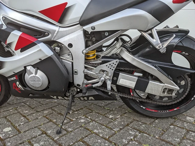 Motor yamaha, yzf-r6, 2000 - afbeelding 21 van  59