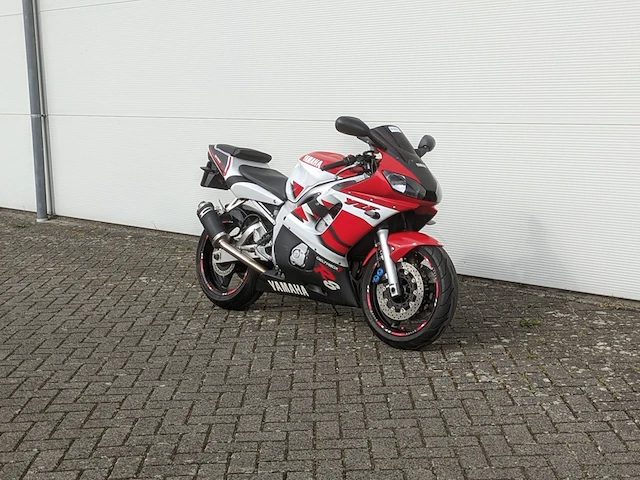 Motor yamaha, yzf-r6, 2000 - afbeelding 12 van  59