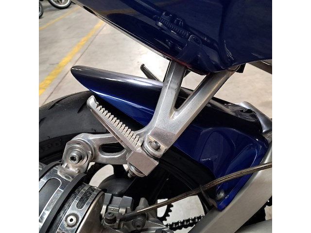 Motor, yamaha, yzf r6, 2001 - afbeelding 3 van  64