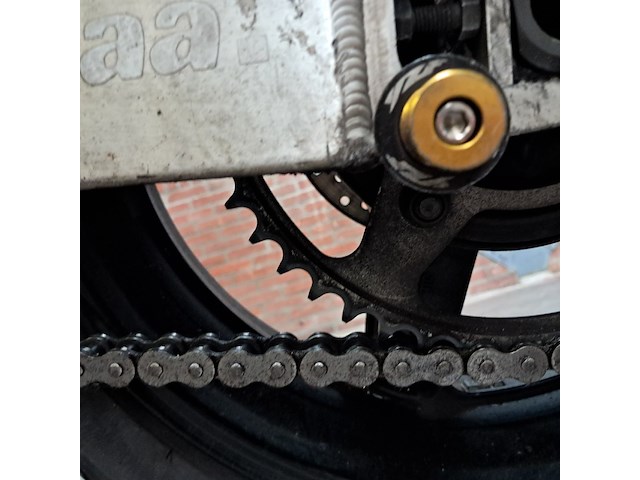 Motor, yamaha, yzf r6, 2001 - afbeelding 24 van  64