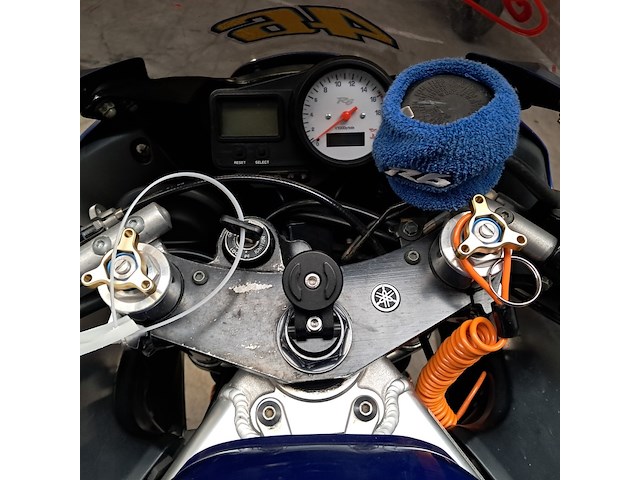 Motor, yamaha, yzf r6, 2001 - afbeelding 35 van  64