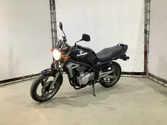 Motor - afbeelding 1 van  18