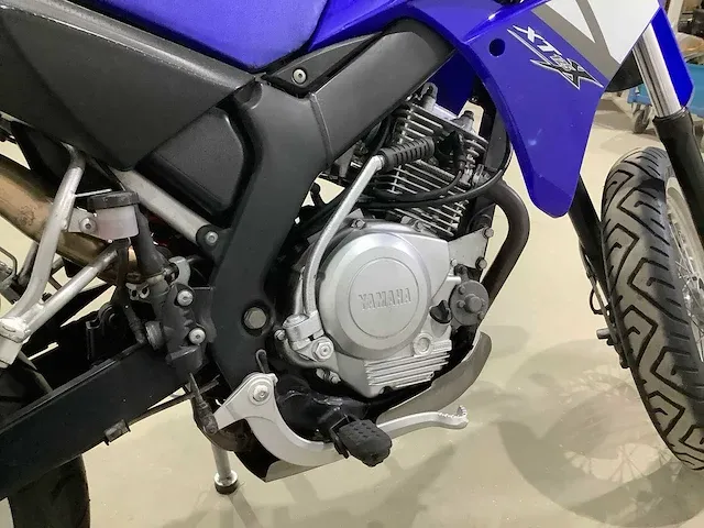 Motor - afbeelding 14 van  16