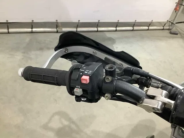 Motor - afbeelding 8 van  19
