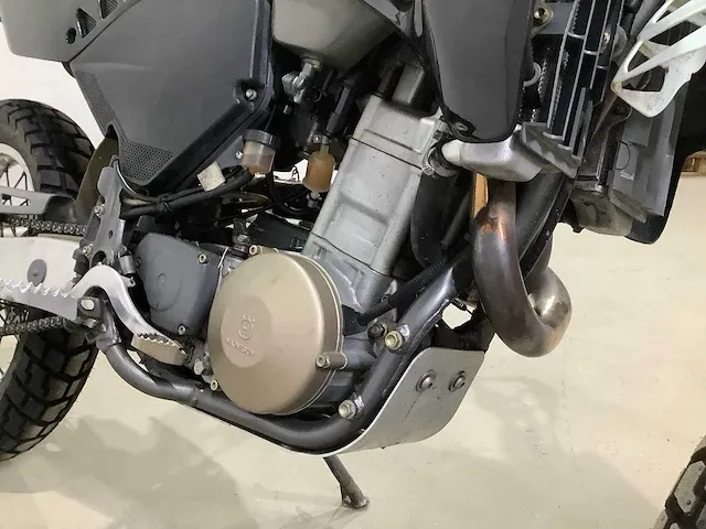 Motor - afbeelding 18 van  19