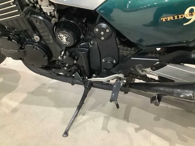 Motor - afbeelding 6 van  19