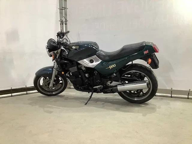 Motor - afbeelding 13 van  19