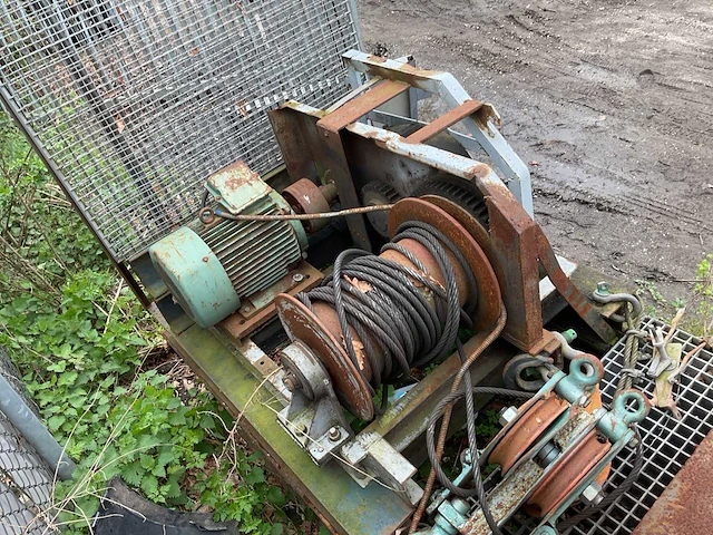 Motorblok verwijdermachine - afbeelding 8 van  16