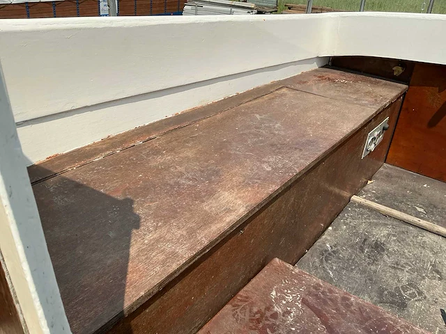 Motorboot inclusief stallingstrailer - afbeelding 17 van  62