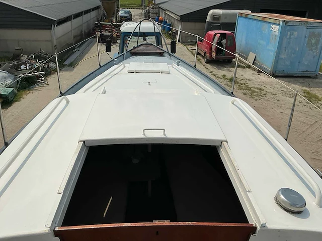 Motorboot inclusief stallingstrailer - afbeelding 61 van  62