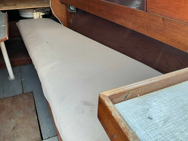 Motorboot inclusief stallingstrailer - afbeelding 14 van  62