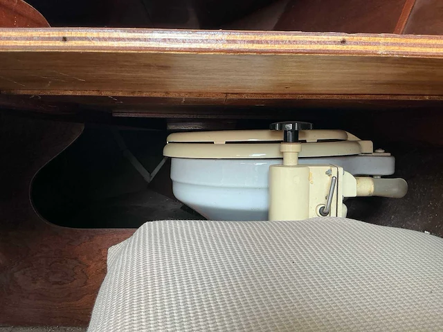 Motorboot inclusief stallingstrailer - afbeelding 15 van  62