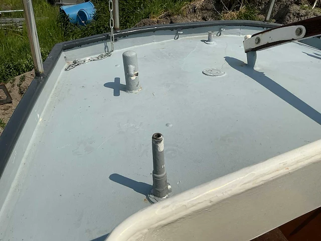 Motorboot inclusief stallingstrailer - afbeelding 29 van  62
