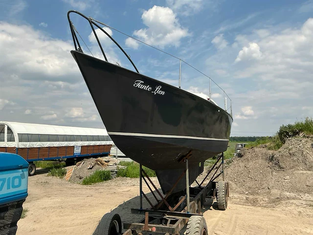Motorboot inclusief stallingstrailer - afbeelding 2 van  62