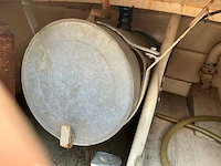 Motorboot inclusief stallingstrailer - afbeelding 30 van  62