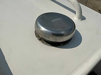 Motorboot inclusief stallingstrailer - afbeelding 38 van  62
