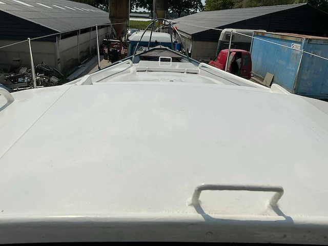 Motorboot inclusief stallingstrailer - afbeelding 39 van  62