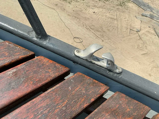 Motorboot inclusief stallingstrailer - afbeelding 42 van  62