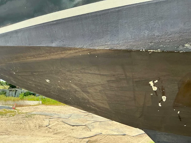 Motorboot inclusief stallingstrailer - afbeelding 49 van  62