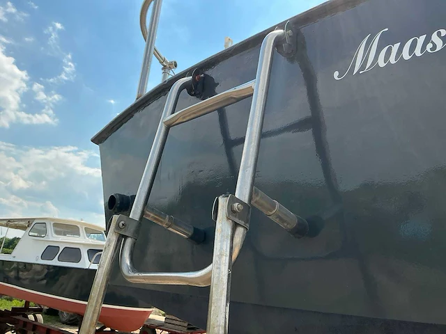 Motorboot inclusief stallingstrailer - afbeelding 53 van  62