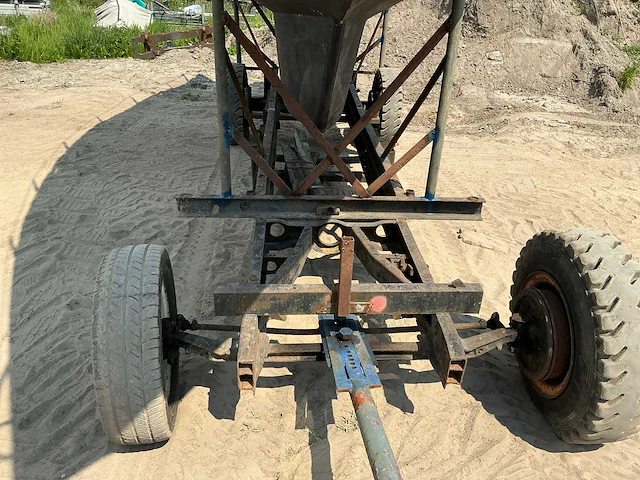 Motorboot inclusief stallingstrailer - afbeelding 62 van  62