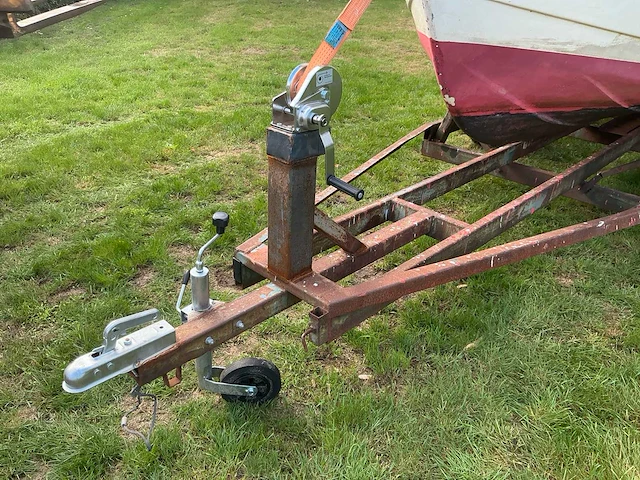 Motorboot / kajuitboot - afbeelding 24 van  37