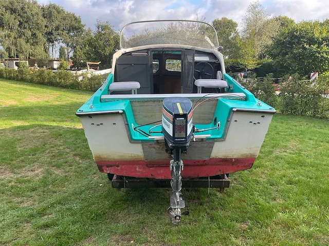 Motorboot / kajuitboot - afbeelding 23 van  37