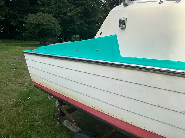 Motorboot / kajuitboot - afbeelding 34 van  37