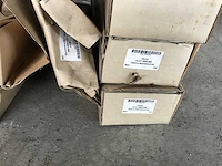 Motoren voor ramen en schermen (7x) - afbeelding 3 van  3