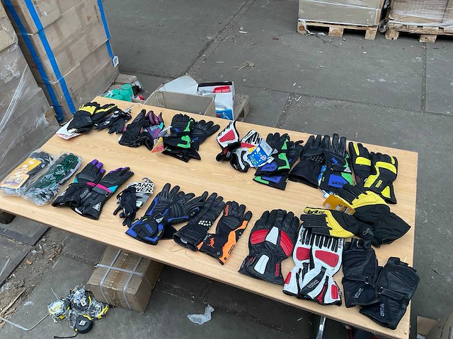Motorfiets handschoen (18x) - afbeelding 1 van  7