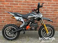 Motorfiets, minicrosser - afbeelding 1 van  7
