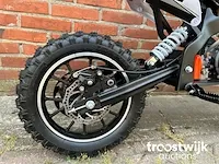 Motorfiets, minicrosser - afbeelding 3 van  7