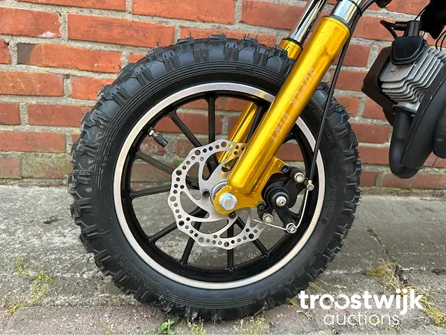 Motorfiets, minicrosser - afbeelding 4 van  7
