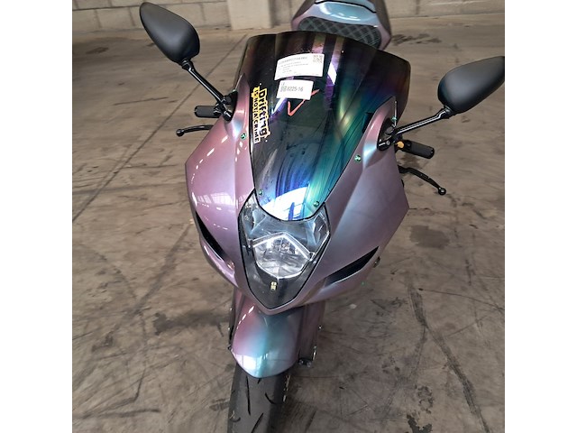 Motorfiets, suzuki, gsx-r1000 - afbeelding 17 van  35