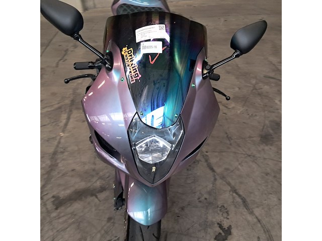 Motorfiets, suzuki, gsx-r1000 - afbeelding 19 van  35