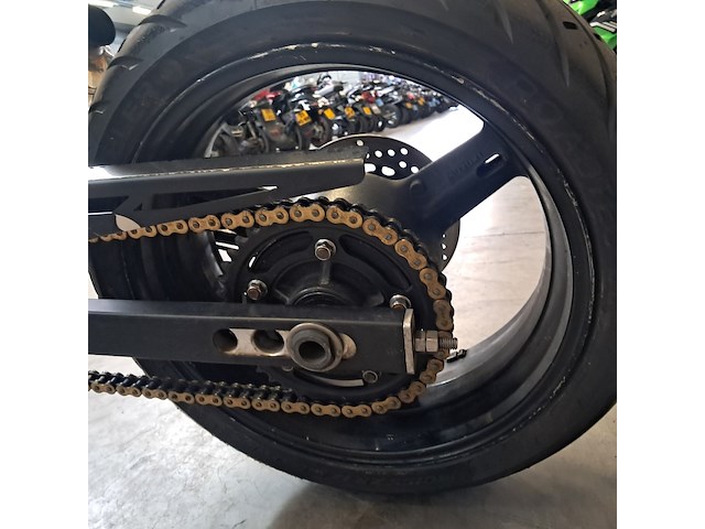 Motorfiets, suzuki, gsx-r1000 - afbeelding 26 van  35