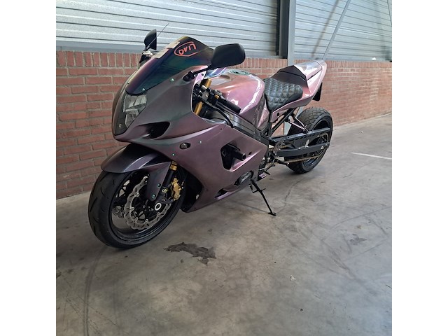 Motorfiets, suzuki, gsx-r1000 - afbeelding 23 van  35