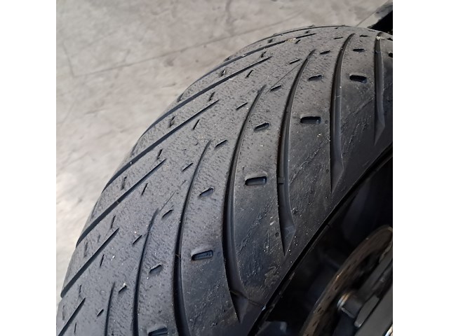 Motorfiets, suzuki, gsx-r1000 - afbeelding 32 van  35