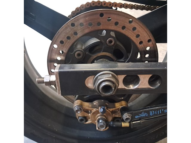 Motorfiets, suzuki, gsx-r1000 - afbeelding 33 van  35