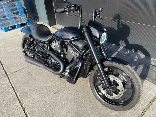 Motorfiets - afbeelding 1 van  10