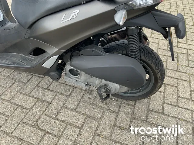 Motorfiets - afbeelding 20 van  22