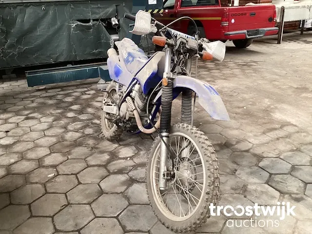 Motorfiets - afbeelding 1 van  8