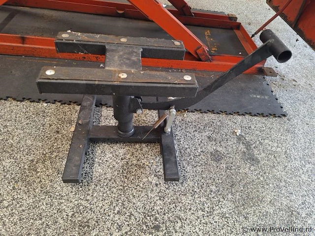 Motorlift - afbeelding 1 van  3