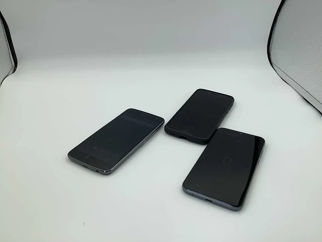 Motorola mobiele telefoon (3x) - afbeelding 3 van  7